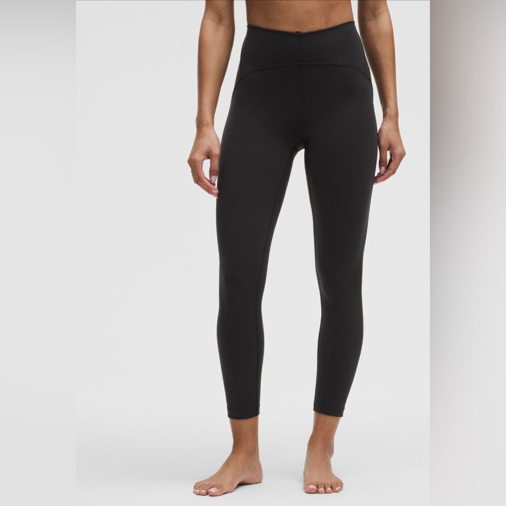 Lululemon‎ Black Leggings Sz 2